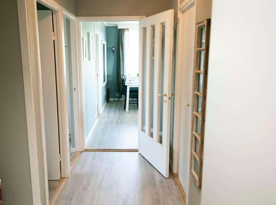 5 Minutes To Downtown Arendal-Free Parking Apartment Ngoại thất bức ảnh